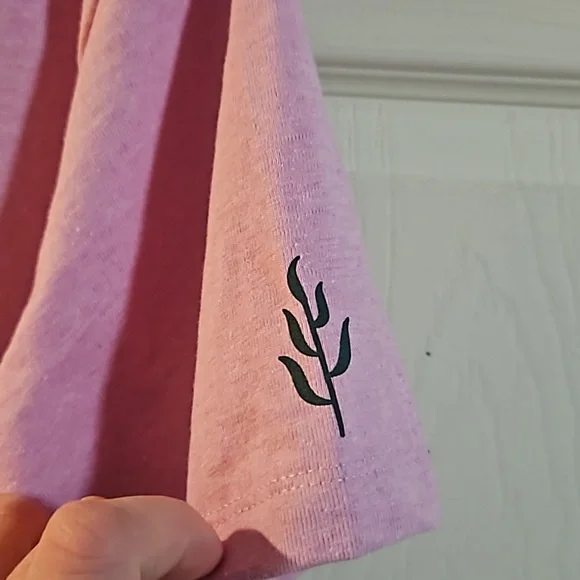 Patagonia Women's Channel Islands Pocket T-Shirt: MAUVE: NEW WITH TAGS: M - Picture 7 of 7